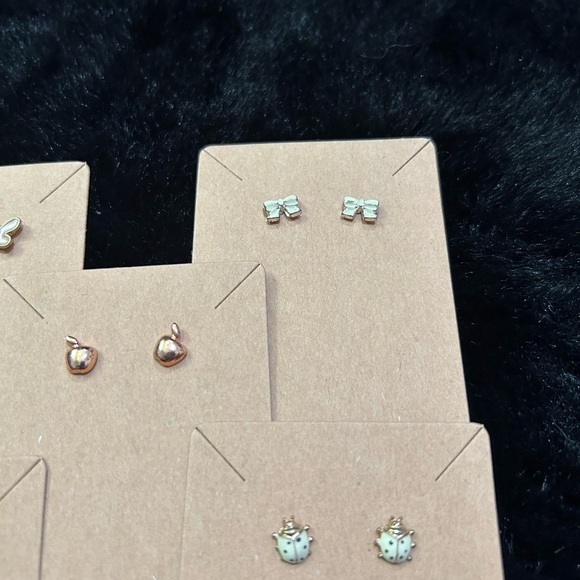 Set of 6 Assorted Stud Earrings – Novelty & Gemstone-Inspired Designs - Picture 7 of 10